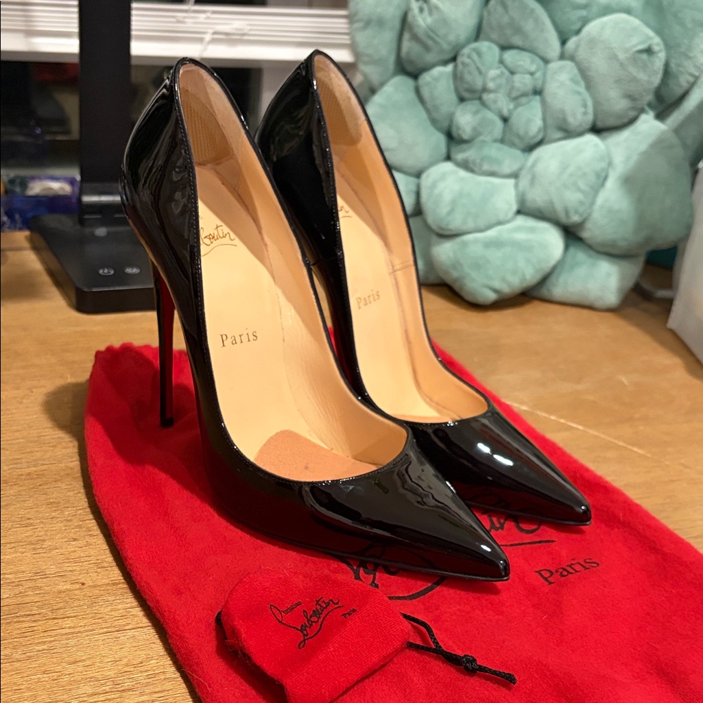 Christian Louboutin Black So Kate Stilettos